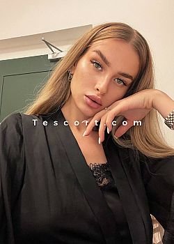 Karina Escort girl Monaco