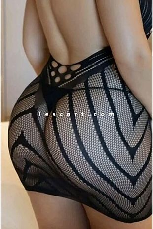 Sarah belle marocaine - Escort girl Versailles