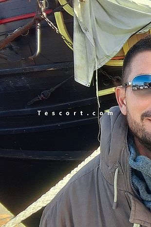 Julien - Escort boy Dinard