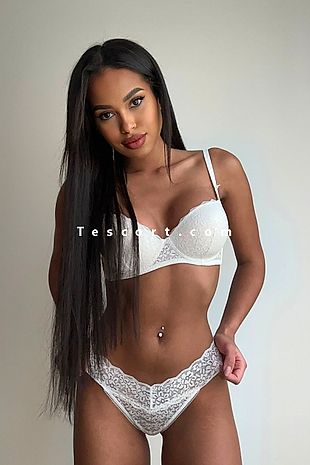 Gloria - Escort girl Paris