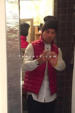 Leonardo - Escort Hommes Avignon