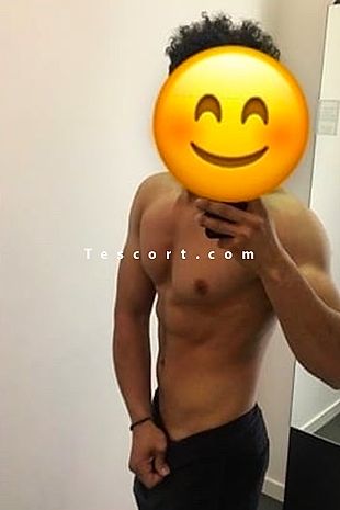 Anas - Escort Males Paris