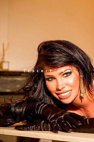 MonikaModel - Escort Girl Lorient