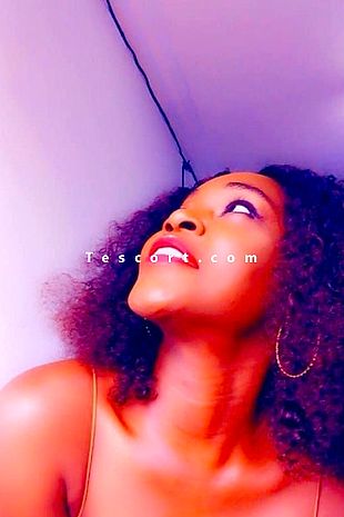 Ruby - Escort girl Suresnes
