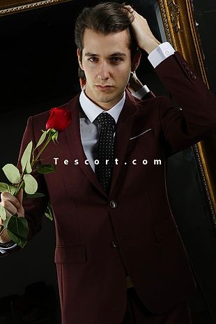 James - Escort Males Paris