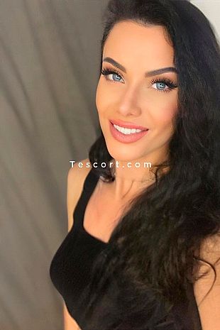 Aurora - Escort girl Paris
