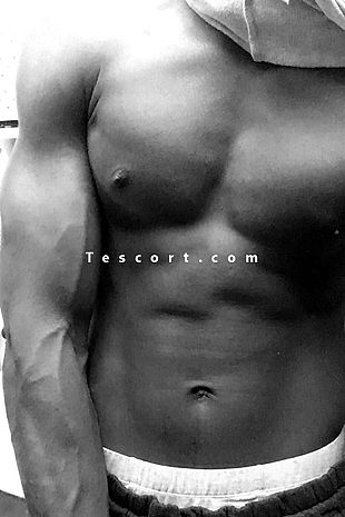 Aarons - Escort boy Lens