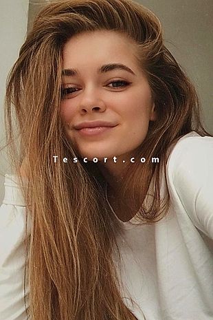 MACKENZIE - Escort girl Paris