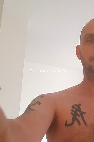 antony - Escort boy Troyes