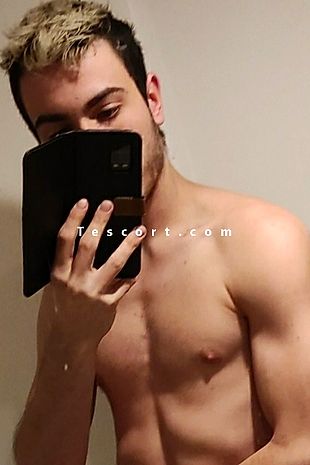 Beaubrun18 - Escort boy Orléans