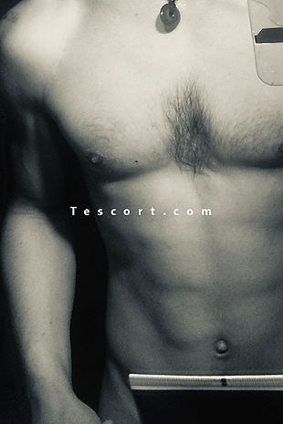 Matteo - Escort boy Paris