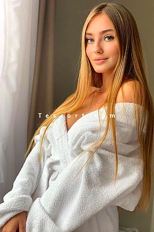 Christine - Escort girl Paris