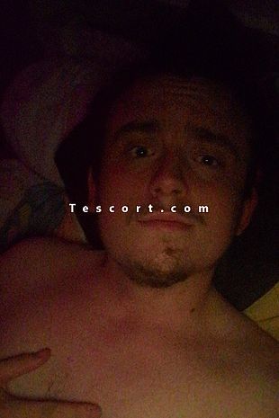 Yann - Escort boy Paris