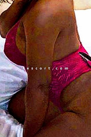 Emraude - Escort girl Épernay