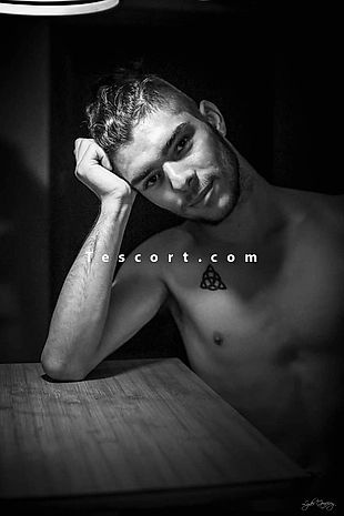 escortboydu62 - Escort boy Lens