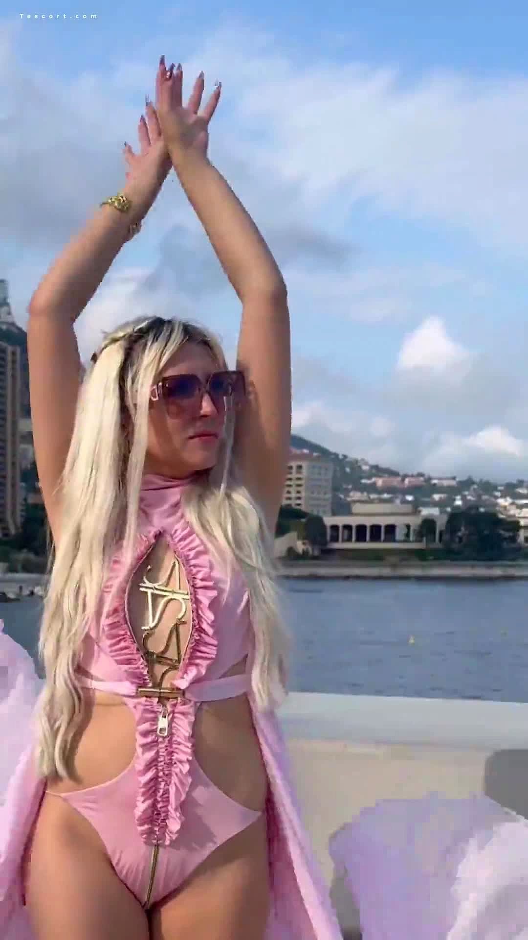 Vika Monaco Video Background