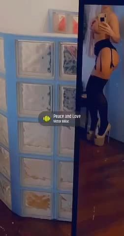 Nicole Vidéo Arrière-plan