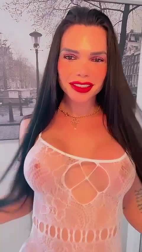 Pamella Satto Vidéo Arrière-plan