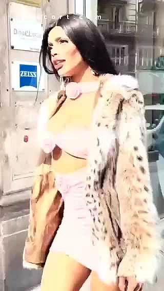 Tayla Leal Vidéo Arrière-plan