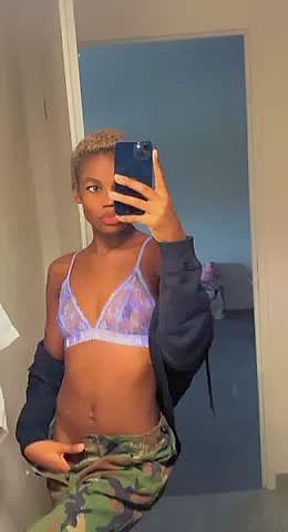 Gabybaby Vidéo Arrière-plan
