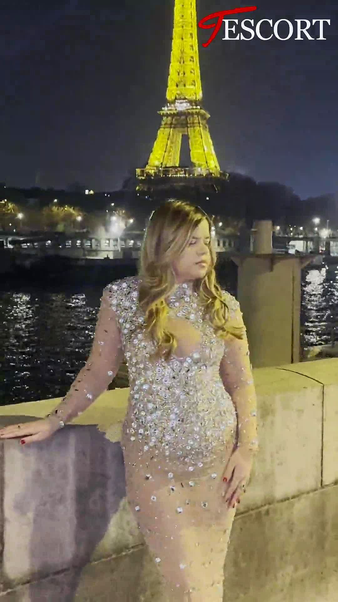 Lily Video Background