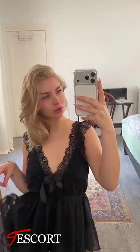 Alisa Video Background