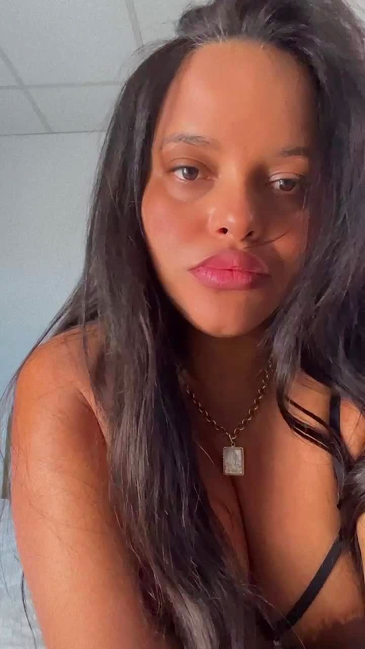 Bruna Vidéo Arrière-plan