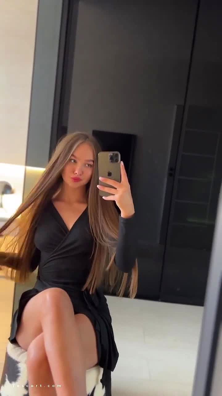 AUDREY Video Background