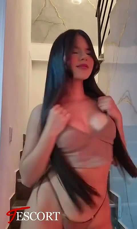 Gabriela Video Background