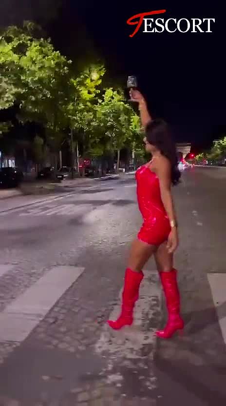 Leal Acnai3 Video Background