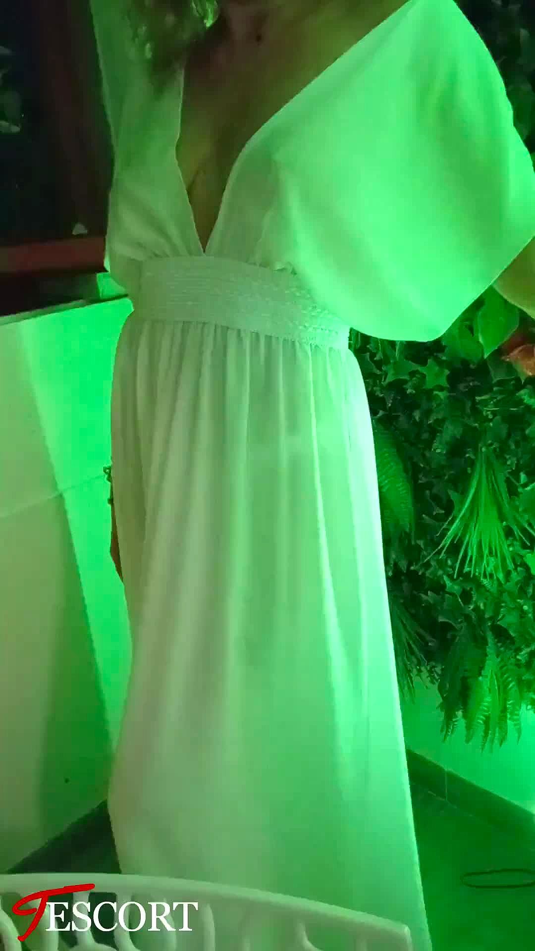 Clarisse007 Video Background
