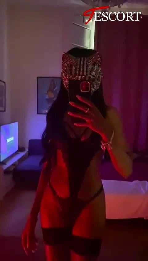 Belle Yenniifer Tornado gfe Video Background