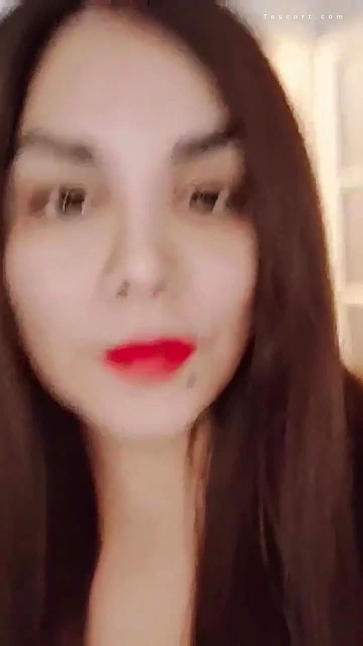 MAYTHE. JOLIE TRANS Video Background
