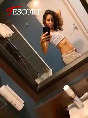 Portugaise33 Video Background