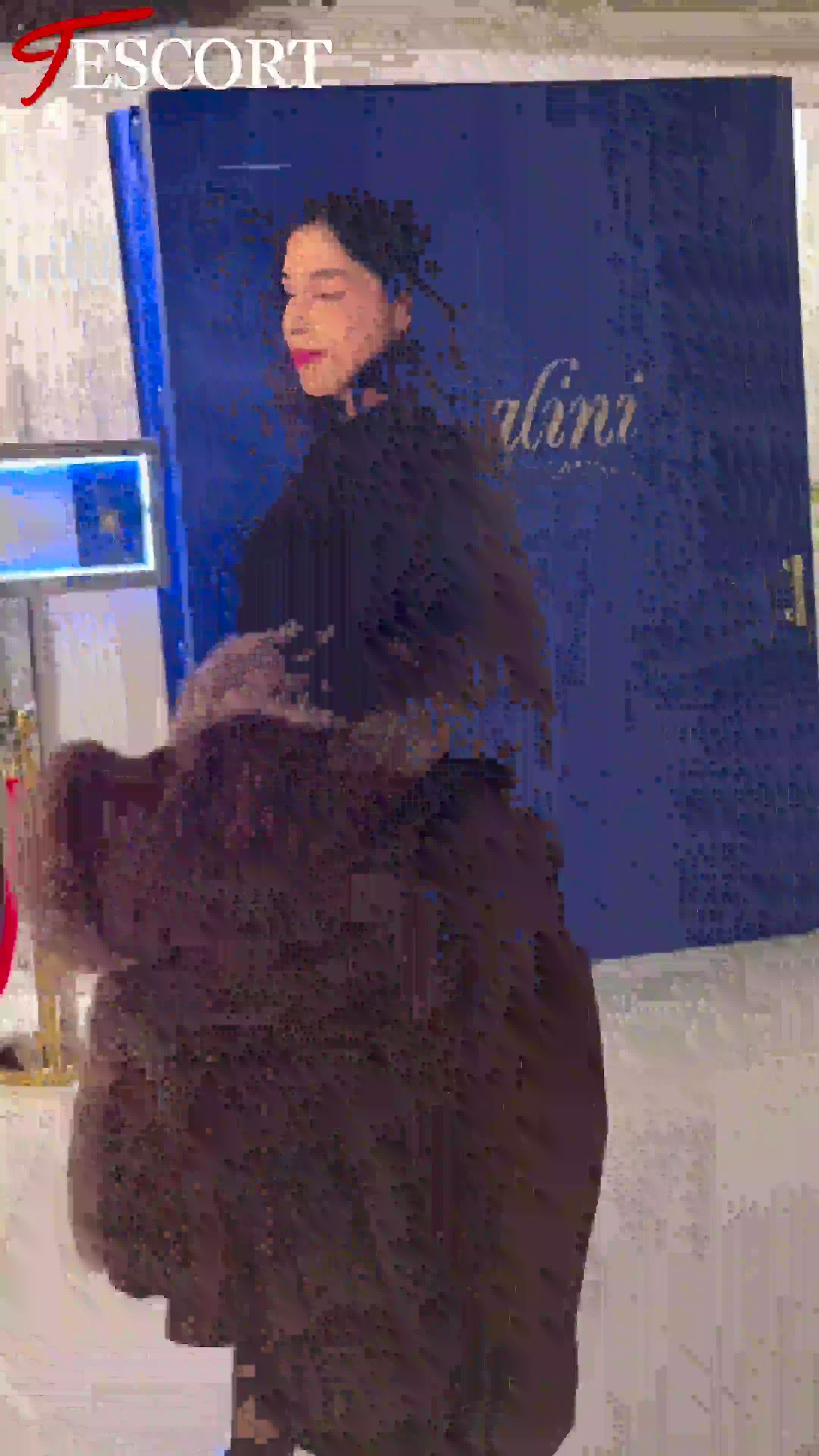 Ana Lopes Video Background