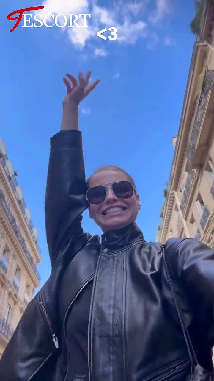 LOLA VERIFIED Vidéo Arrière-plan