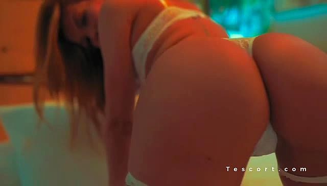 MELANNY Video Background