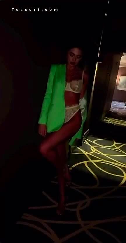 Karina&Leyla Vidéo Arrière-plan