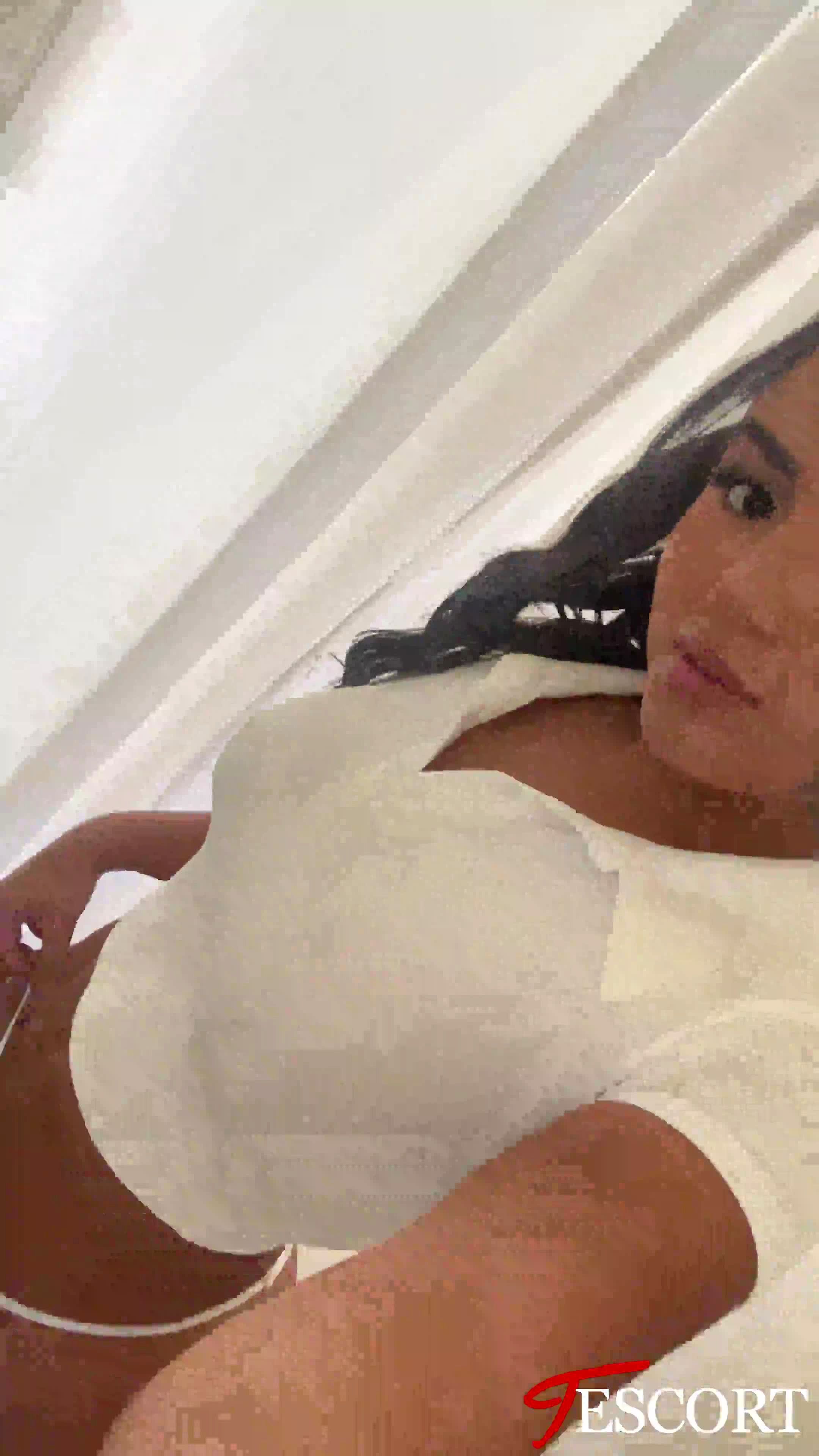 Laurasagra Video Background