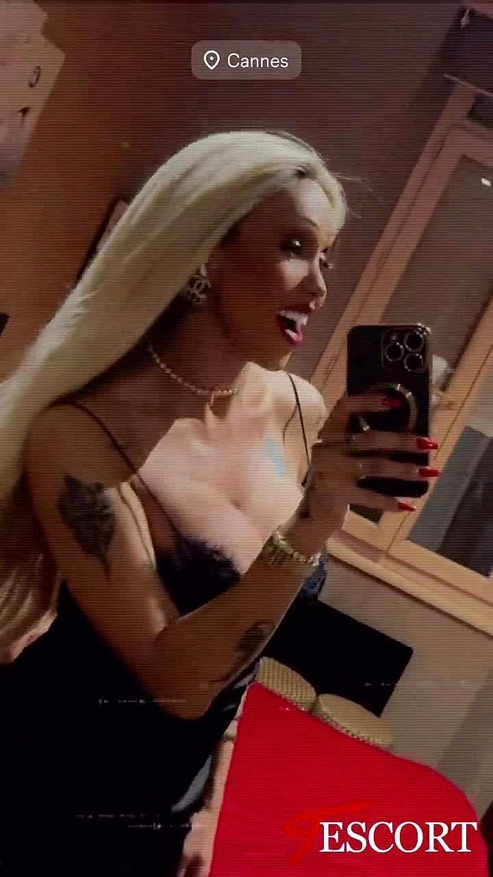 Kelly Portela Vidéo Arrière-plan