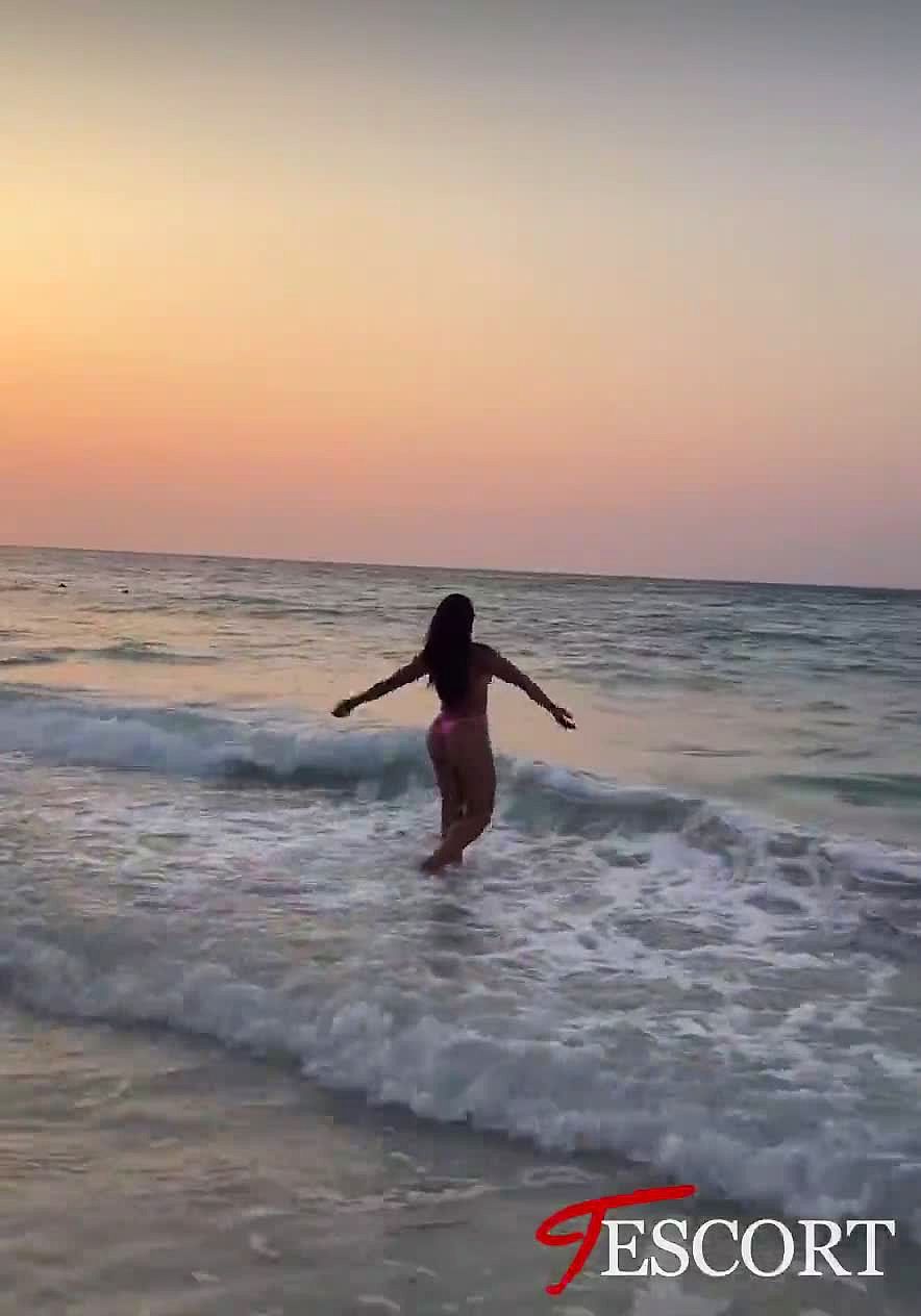 Sara Video Background