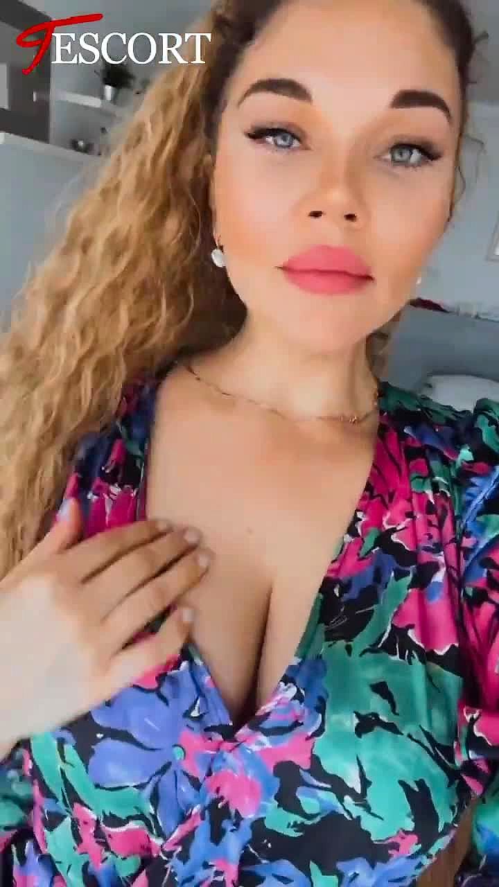 Alina MASSAGE Vidéo Arrière-plan