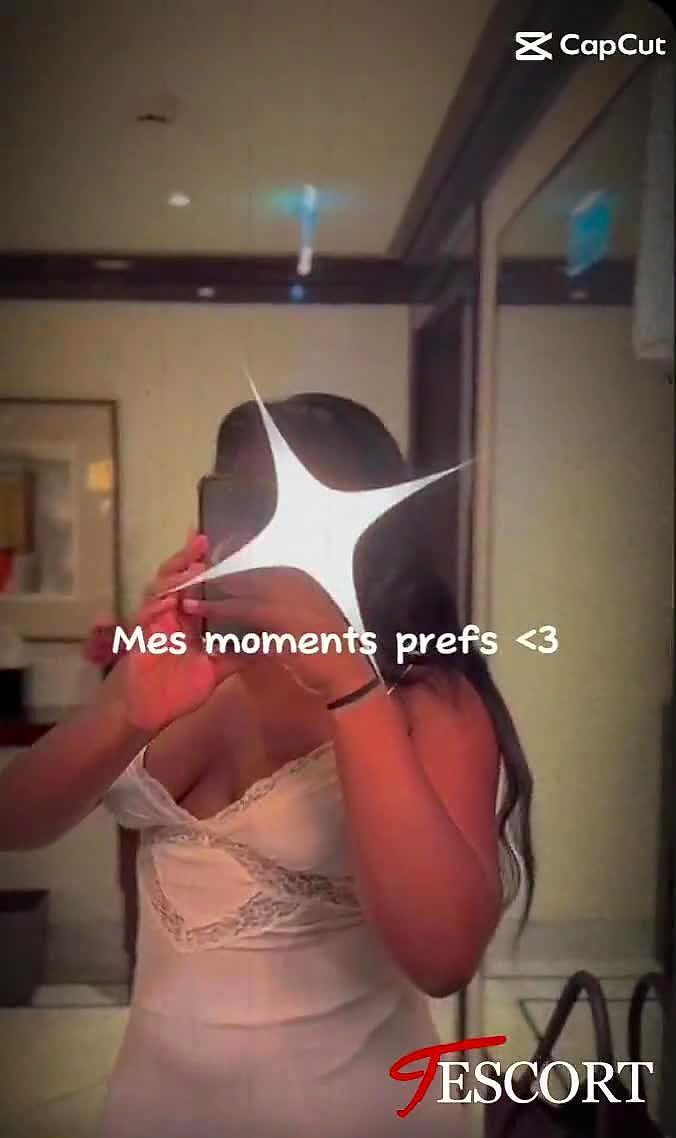 Carmen Laffite Video Background