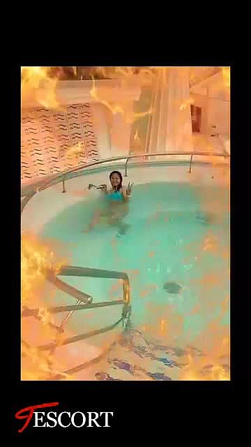 Belle Video Background