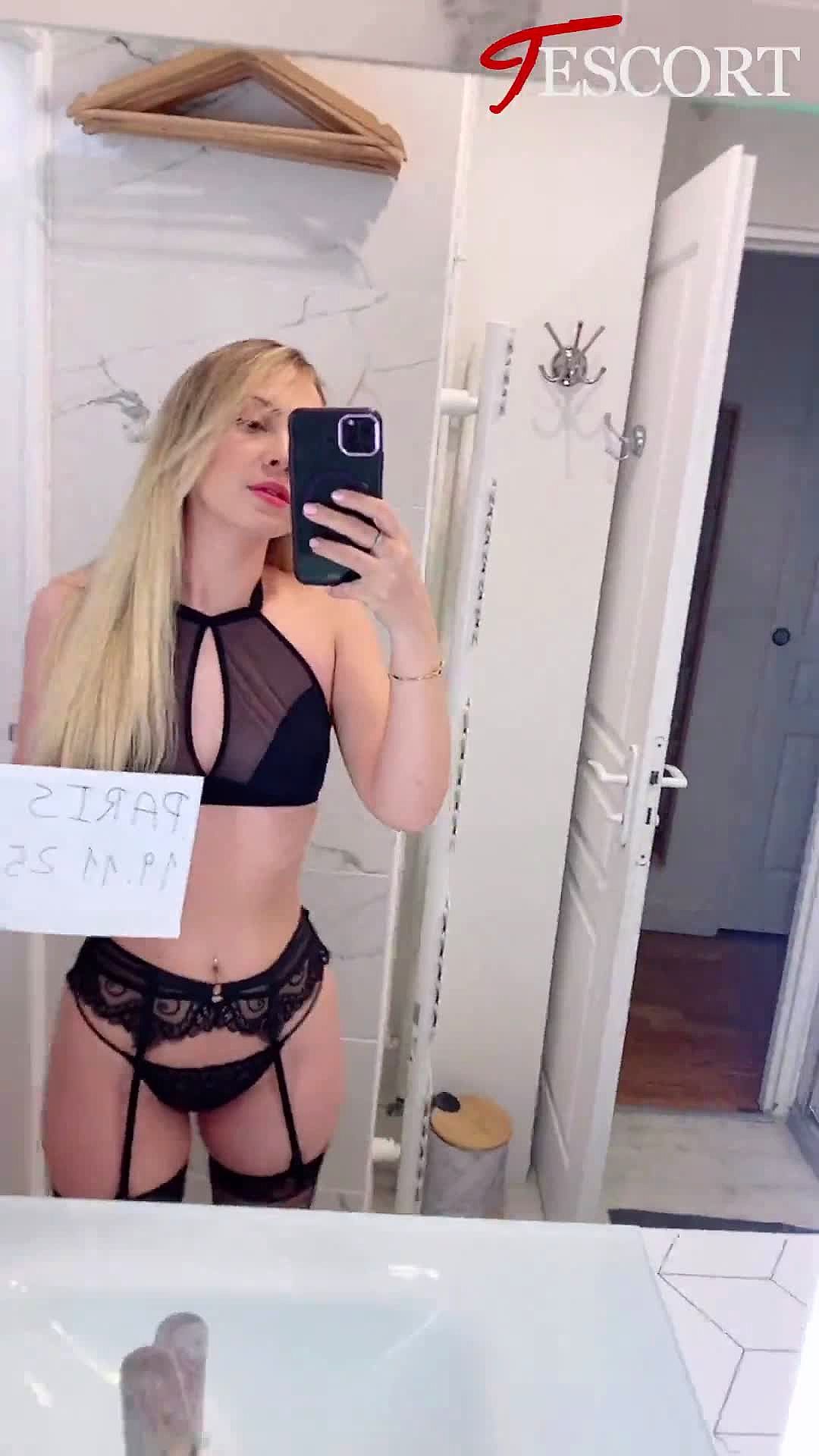 Elize Video Background