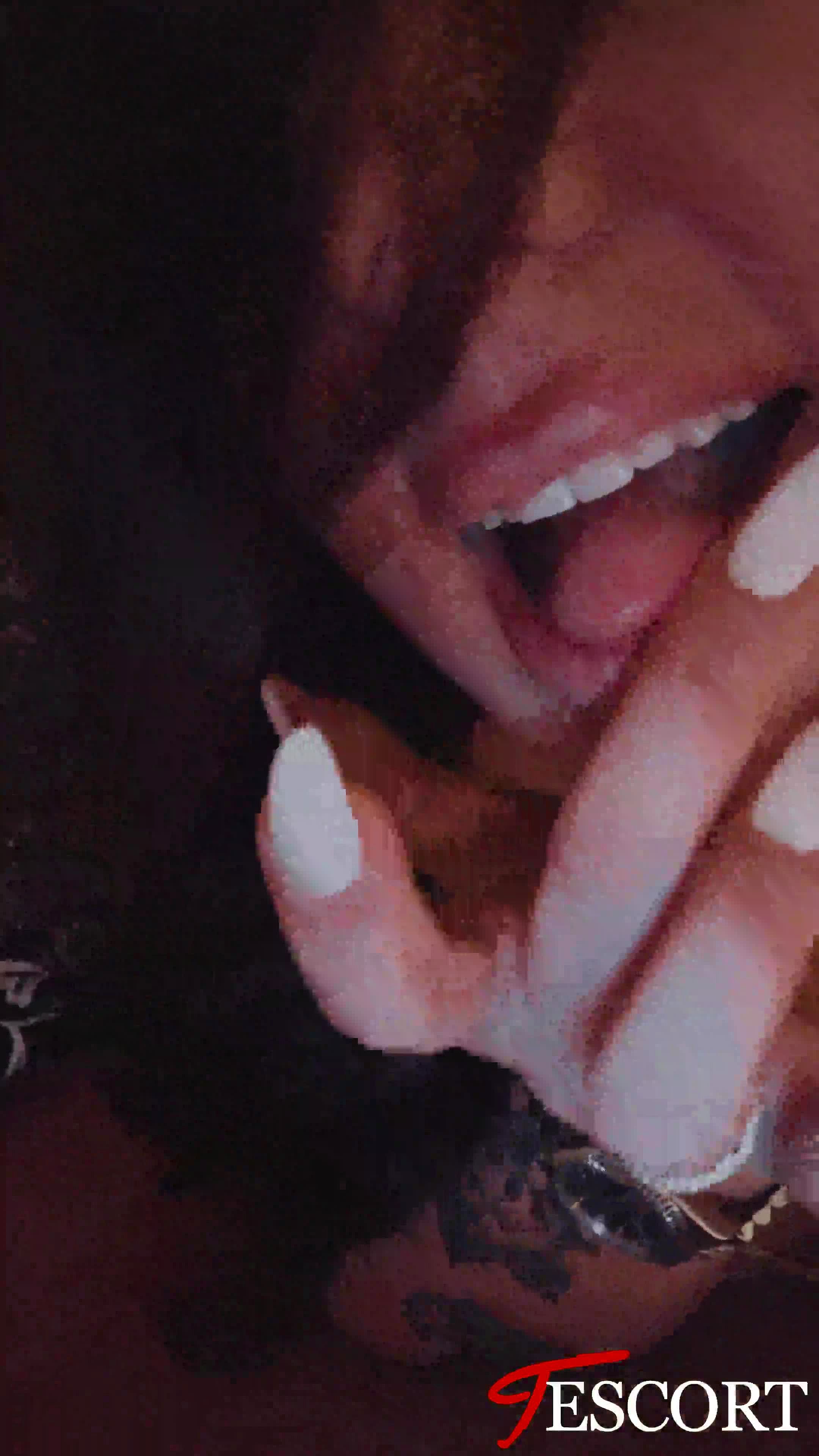 MelaniePulpeuseRiviera Video Background