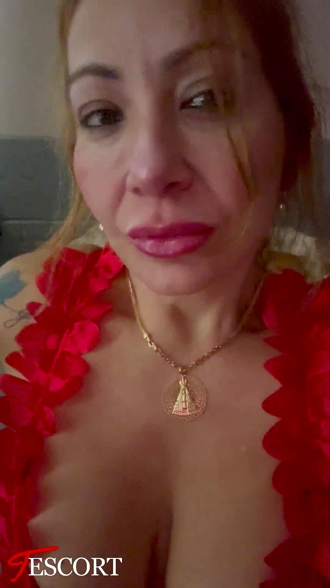 Camille Tigresse Vidéo Arrière-plan