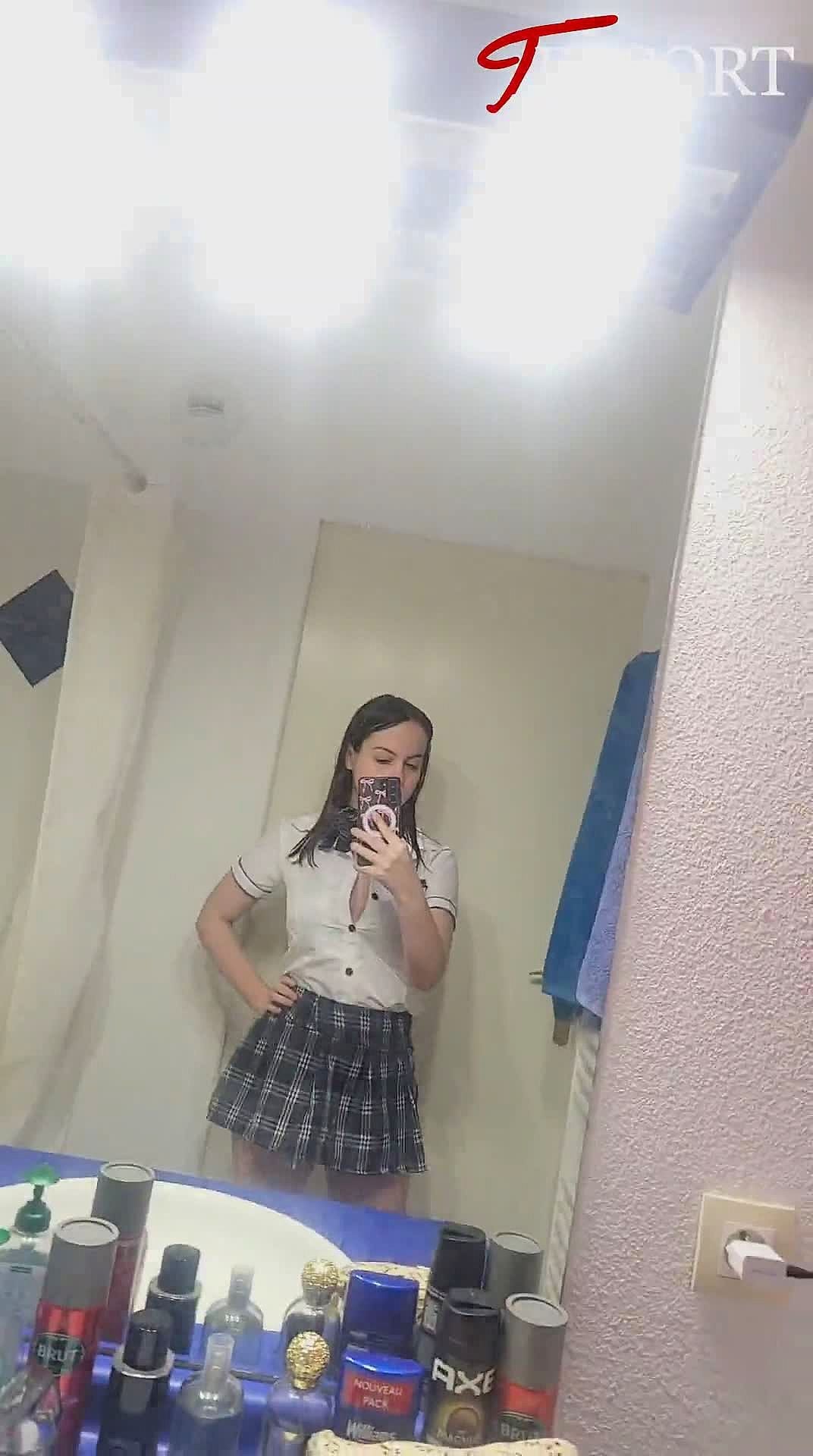 petitecoquine67 Video Background