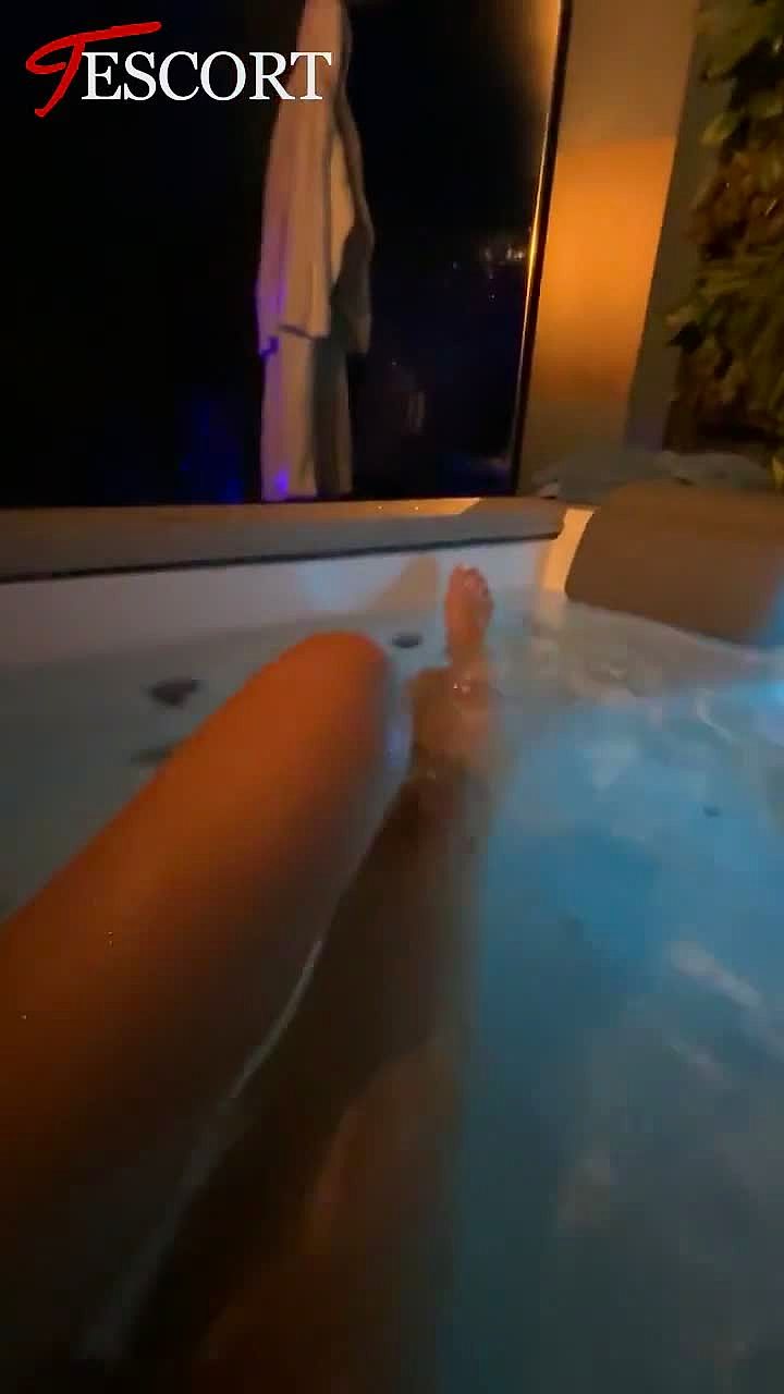 SKYEE Video Background