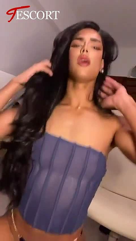 Larah19cm Video Background